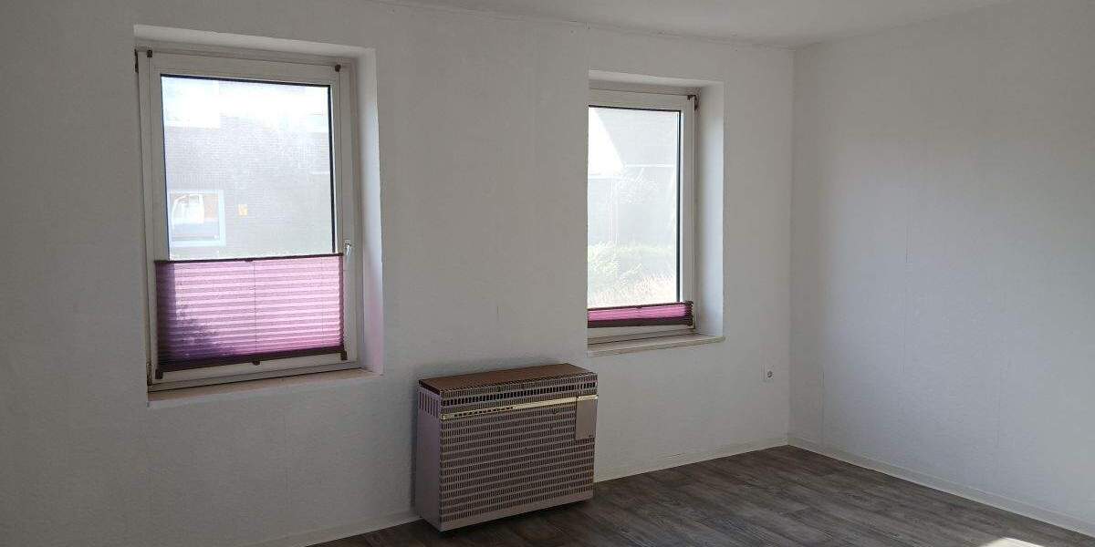 Mehrfamilienhaus, Wohnhaus Leer Loga - 1 Zimmer, 180 m&sup2;, 238.500&euro; | Angebot:25745423