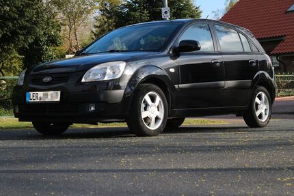 Kia Rio 247.800 km 1.230 &euro; Westoverledingen 26810