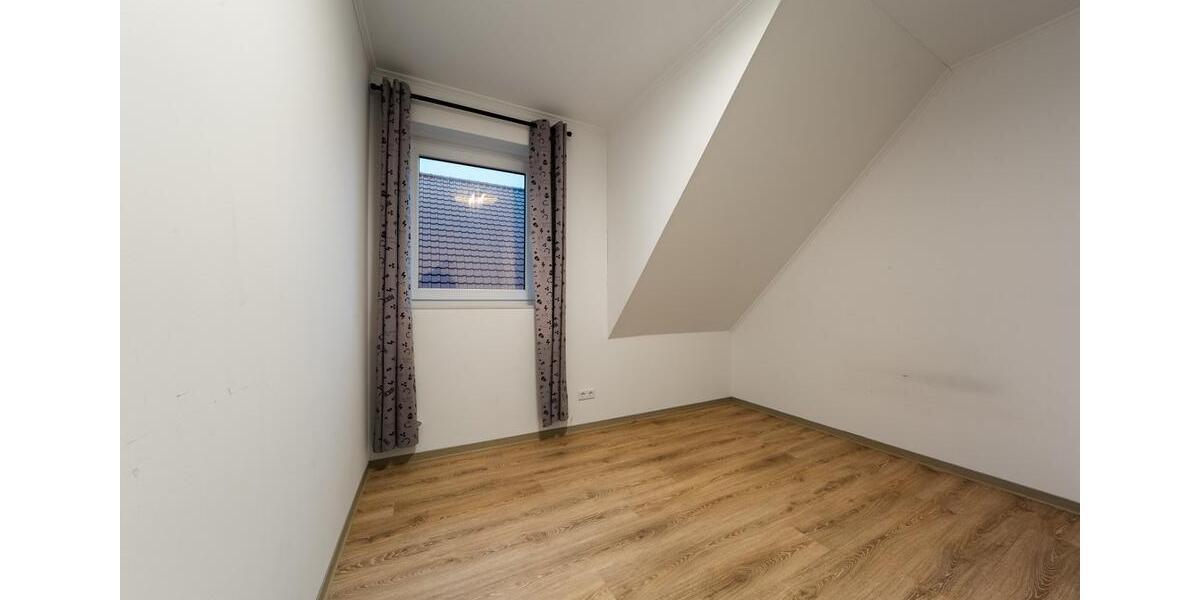 Doppelhaushälfte Hesel - 5 Zimmer, 110 m&sup2;, 1.250&euro; | Angebot:25909209