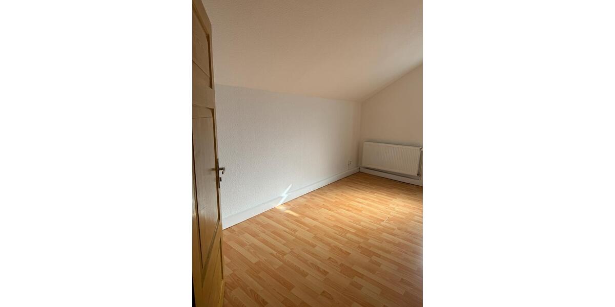 Dachgeschoßwohnung Weener - 1 Zimmer, 15 m&sup2;, 335&euro; | Angebot:26033141