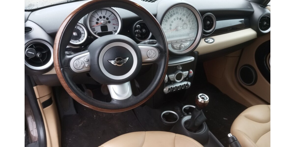 Mini Cooper 92.000 km 6.750 &euro; Emden 26721