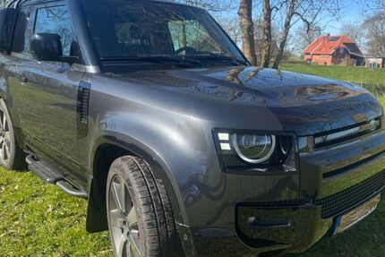 Land Rover Defender 3.900 km 105.000 &euro; Südbrookmerland 26624