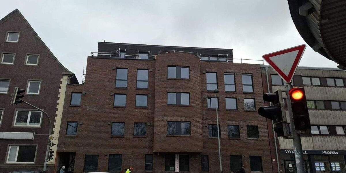 Etagenwohnung Emden Stadtzentrum - 3 Zimmer, 98 m&sup2;, 1.790&euro; | Angebot:25760489