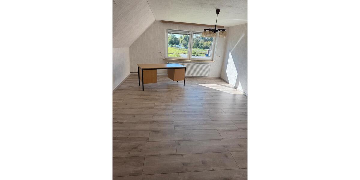 Einfamilienhaus Aurich - 5 Zimmer, 155 m&sup2;, 1.500&euro; | Angebot:26122504