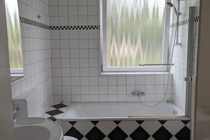 Wohnung Aurich - 3 Zimmer, 80 m&sup2;, 1.000&euro; | Angebot:25976438