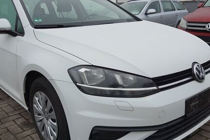 VW Golf 98.000 km 13.750 &euro; Upgant- Schott 26529