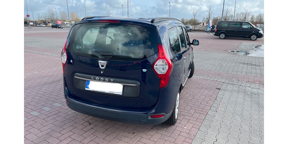 Dacia Lodgy 96.000 km 8.399 &euro; Emden 26721