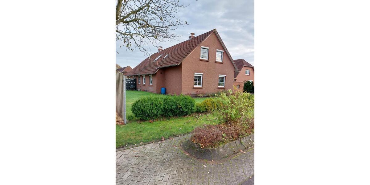 Mehrfamilienhaus, Wohnhaus Hage - 10 Zimmer, 187 m&sup2;, 259.999&euro; | Angebot:26591481
