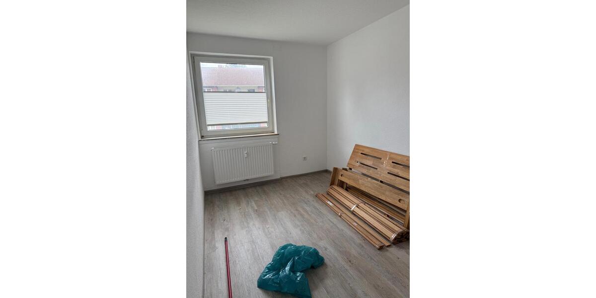 Etagenwohnung Leer (Ostfriesland) - 3 Zimmer, 80 m&sup2;, 750&euro; | Angebot:25903332