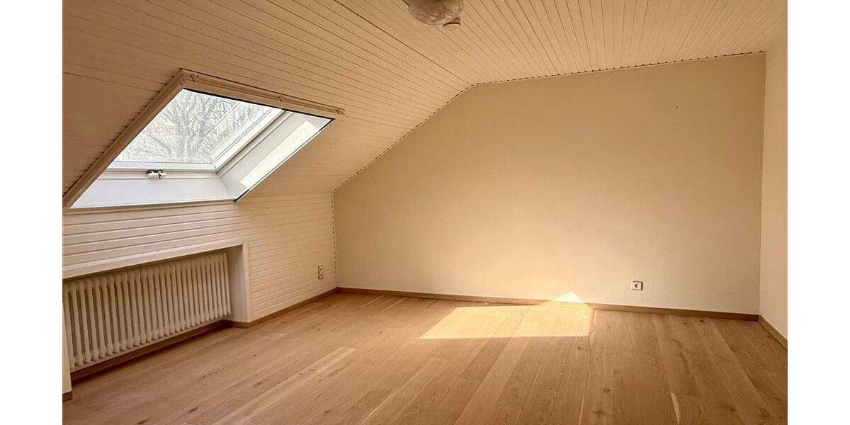 Einfamilienhaus Aurich Innenstadt - 5 Zimmer, 143 m&sup2;, 299.000&euro; | Angebot:25880084