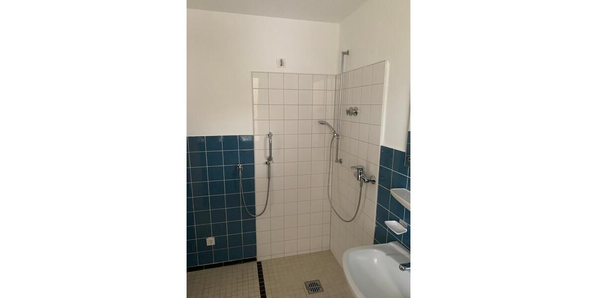 Erdgeschoßwohnung Norden - 2.5 Zimmer, 42 m&sup2;, 85.000&euro; | Angebot:27040239