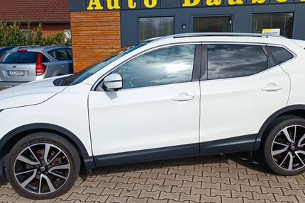 Nissan Qashqai 108.000 km 13.000 &euro; Moormerland 26802