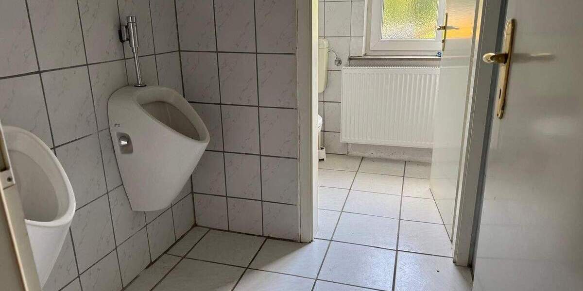 Mehrfamilienhaus, Wohnhaus Moormerland / Oldersum Oldersum - 7 Zimmer, 185 m&sup2;, 197.000&euro; | Angebot:25745396