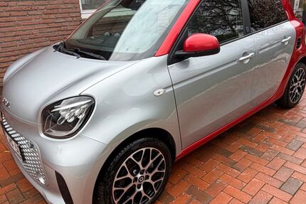 Smart ForFour 15.200 km 13.500 &euro; Hage 26524