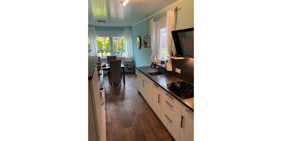 Reihenhaus Emden Tholenswehr - 5 Zimmer, 90 m&sup2;, 100&euro; | Angebot:24401832