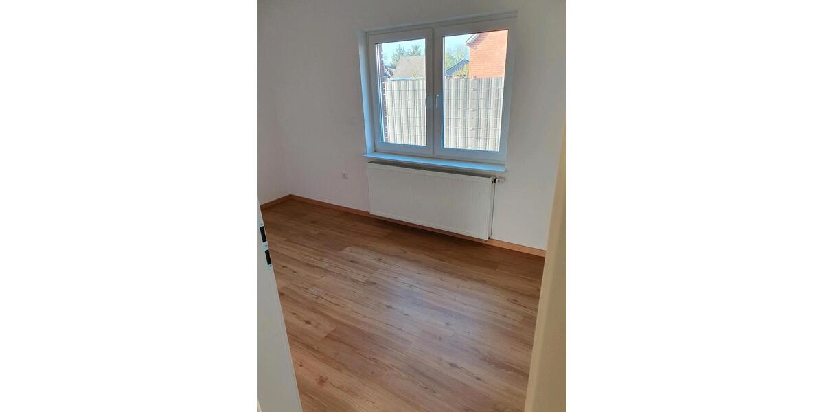 Einfamilienhaus Südbrookmerland - 3 Zimmer, 90 m&sup2;, 675&euro; | Angebot:26615348