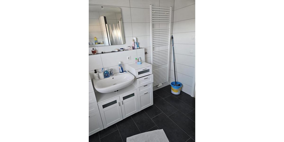 Etagenwohnung Westoverledingen - 3 Zimmer, 90 m&sup2;, 695&euro; | Angebot:26021939