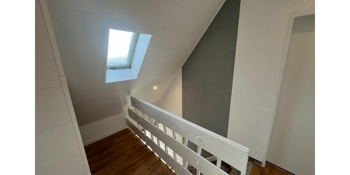 Einfamilienhaus Hesel - 4 Zimmer, 96 m&sup2;, 1.000&euro; | Angebot:26051503