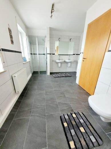 Mehrfamilienhaus, Wohnhaus Norden - 4 Zimmer, 130 m&sup2;, 495.000&euro; | Angebot:25780365