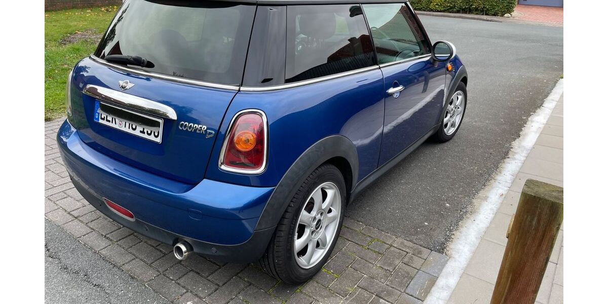 Mini Cooper D 123.400 km 3.500 &euro; Westoverledingen 26810