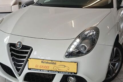 Alfa Romeo Giulietta 137.000 km 6.900 &euro; Upgant-Schott 26529
