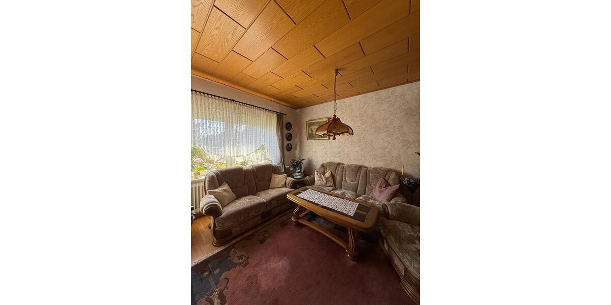 Einfamilienhaus Emden Tholenswehr - 8 Zimmer, 130 m&sup2;, 196.000&euro; | Angebot:25975137