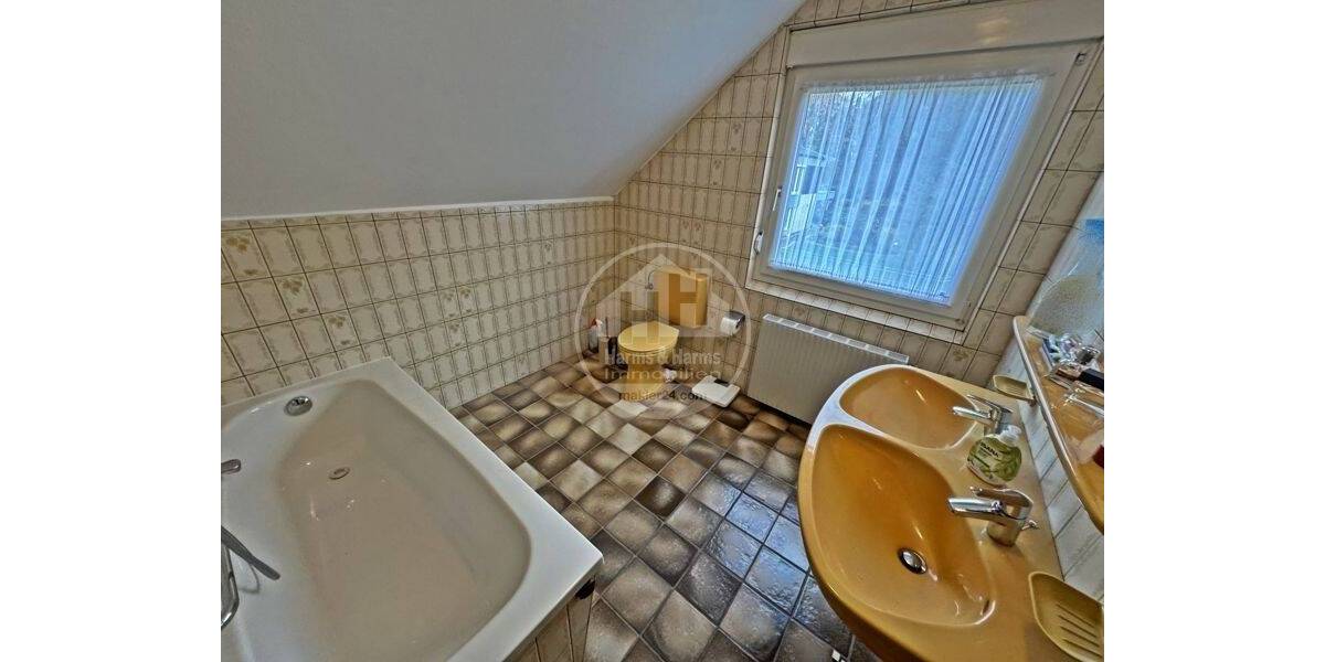 Einfamilienhaus Aurich Innenstadt - 6 Zimmer, 130 m&sup2;, 298.000&euro; | Angebot:25768170