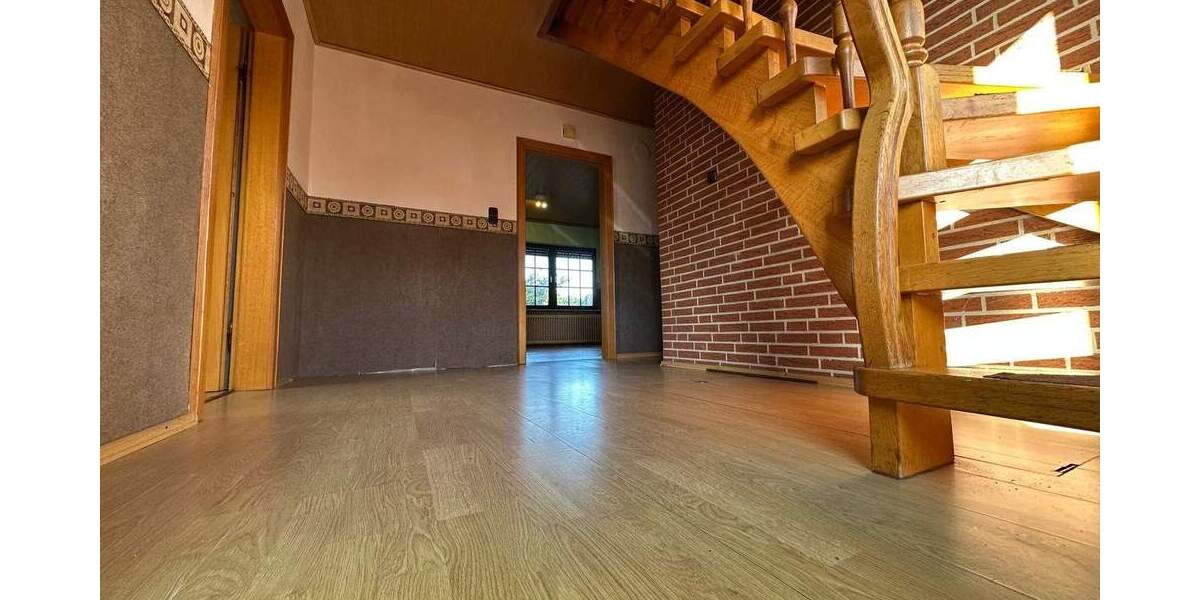 Einfamilienhaus Weener Stapelmoor - 4 Zimmer, 104 m&sup2;, 149.000&euro; | Angebot:25694522