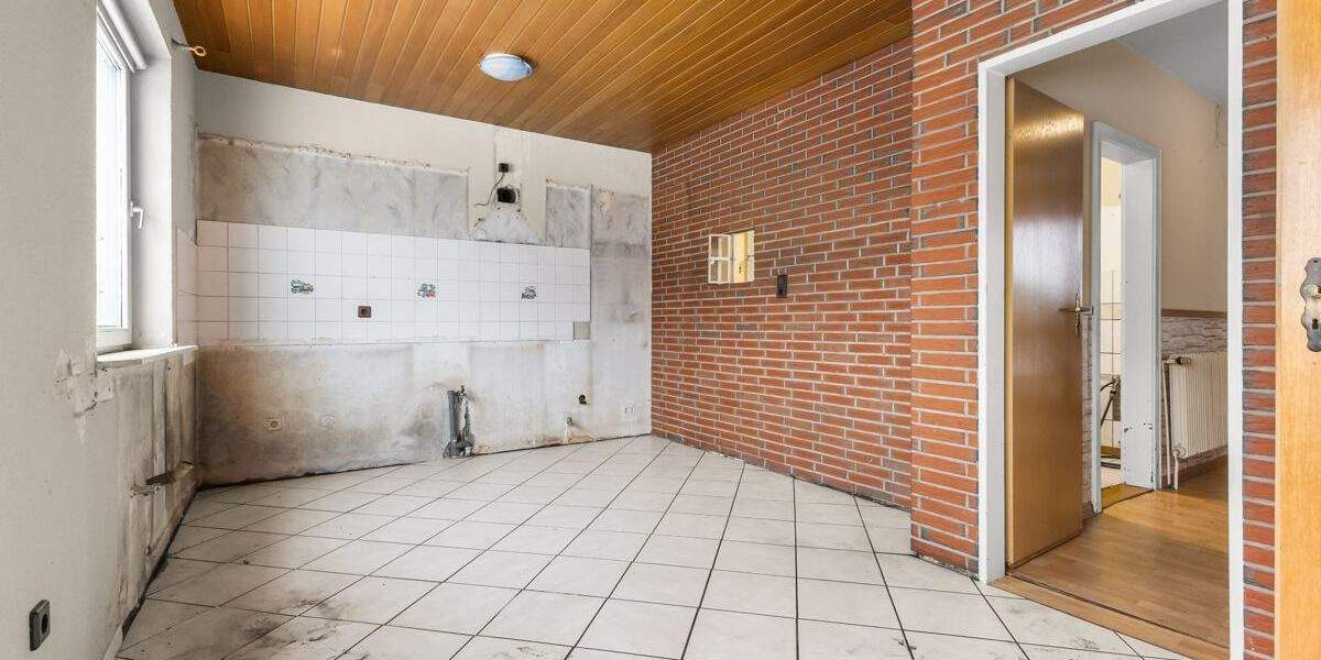 Einfamilienhaus Hinte / Suurhusen Suurhusen - 6 Zimmer, 105 m&sup2;, 119.000&euro; | Angebot:25797172