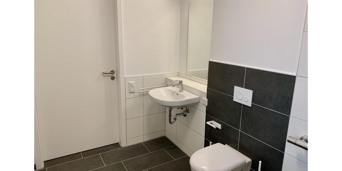 Etagenwohnung Leer (Ostfriesland) - 2 Zimmer, 65 m&sup2;, 1.271&euro; | Angebot:24651845