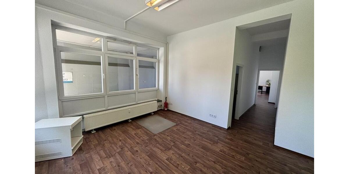 Gewerbeobjekt Emden - 800&euro; | Angebot:25513133