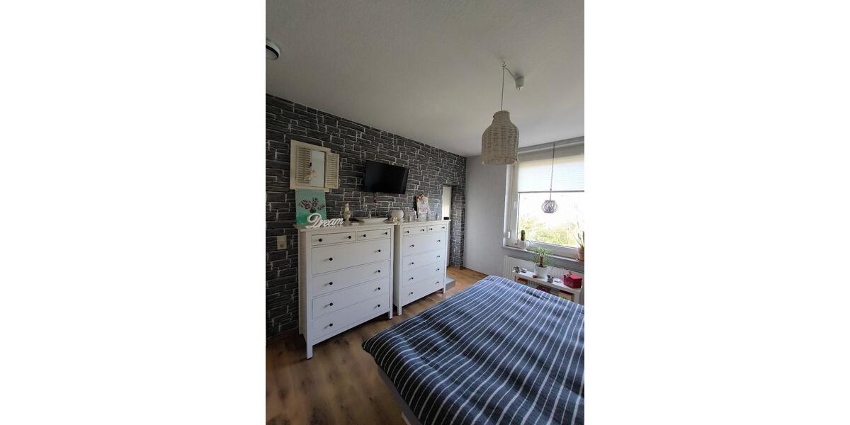 Etagenwohnung Emden Tholenswehr - 3 Zimmer, 108 m&sup2;, 810&euro; | Angebot:25375273