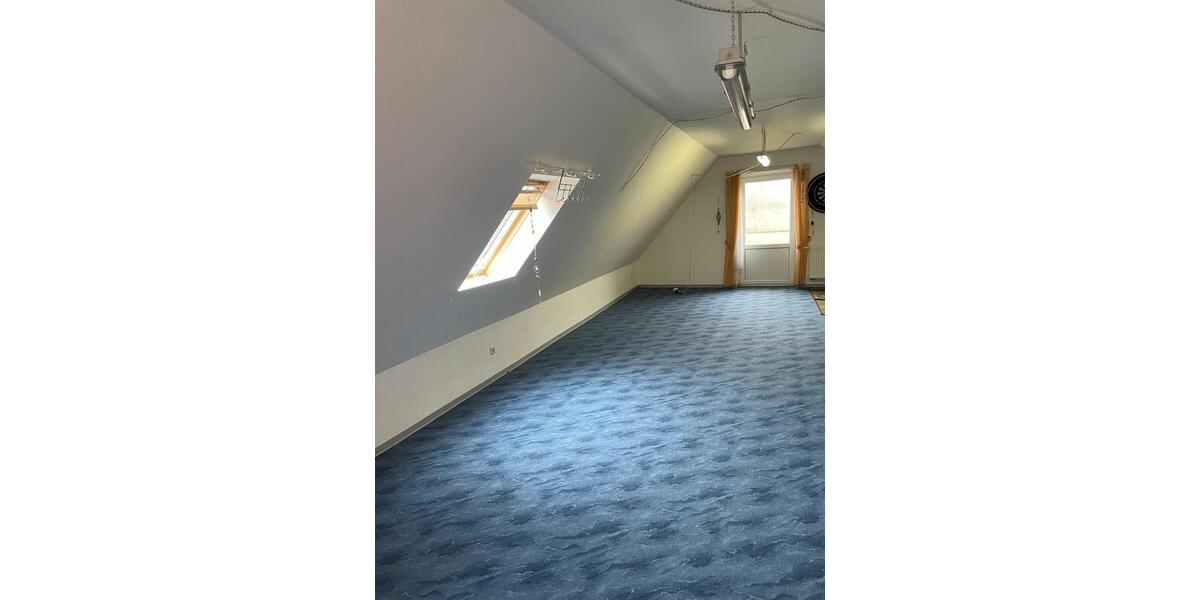 Einfamilienhaus Hesel - 7 Zimmer, 180 m&sup2;, 330.000&euro; | Angebot:25942770