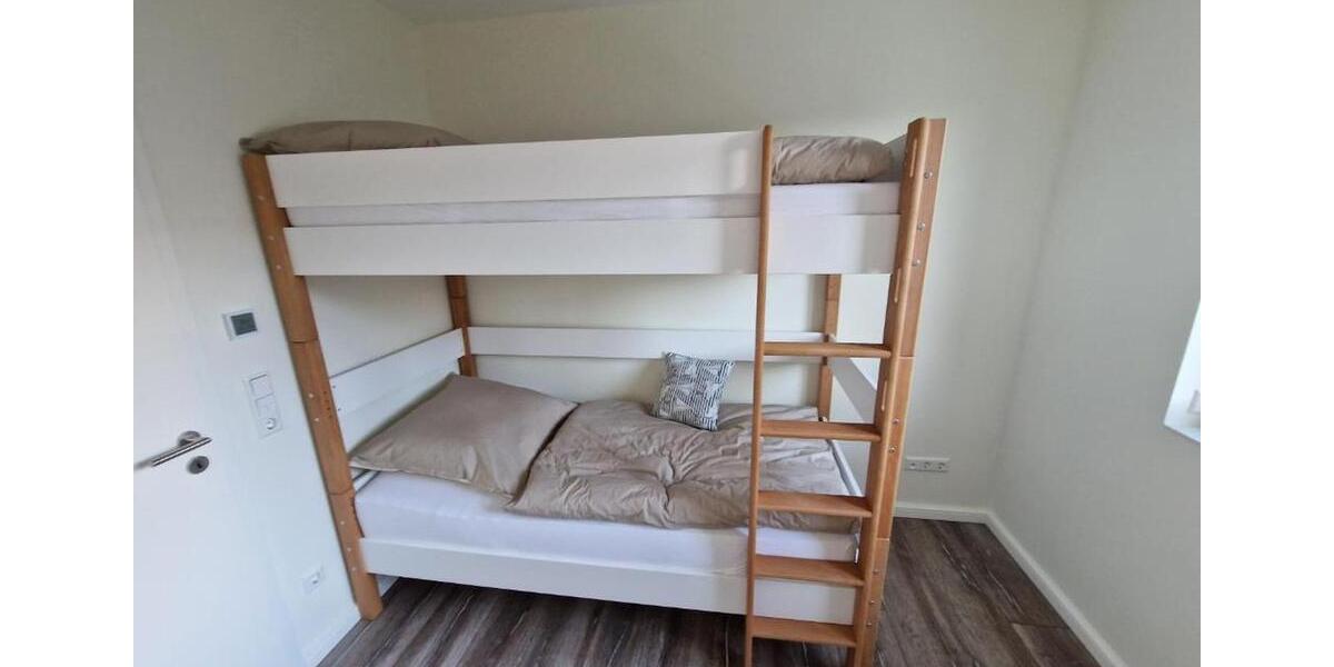 Etagenwohnung Westoverledingen - 2.5 Zimmer, 75 m&sup2;, 825&euro; | Angebot:25976462