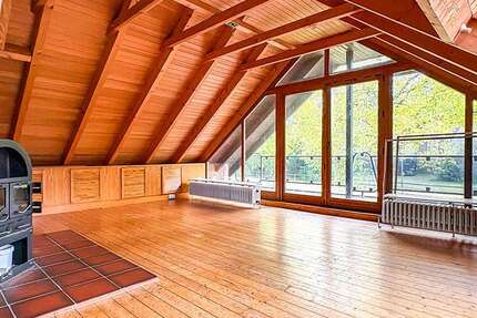 Haus Bingum/Leer Leer - 6 Zimmer, 208 m&sup2;, 299.000&euro; | Angebot:26040598