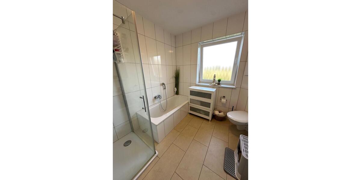 Dachgeschoßwohnung Norden - 3 Zimmer, 60 m&sup2;, 520&euro; | Angebot:26005659