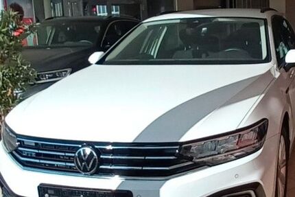 VW Passat Variant 67.477 km 22.800 &euro; Weener 26826
