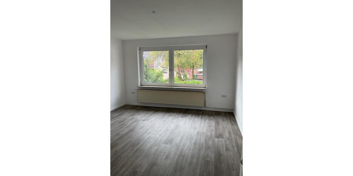 Etagenwohnung Emden - 1 Zimmer, 60 m&sup2;, 570&euro; | Angebot:26663776
