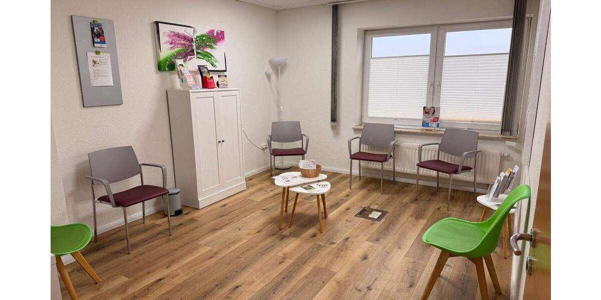 Gewerbeobjekt Südbrookmerland / Moordorf Moordorf - 5 Zimmer, 1.500&euro; | Angebot:25695439