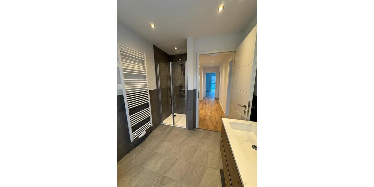 Etagenwohnung Großheide - 3 Zimmer, 84 m&sup2;, 840&euro; | Angebot:25979507