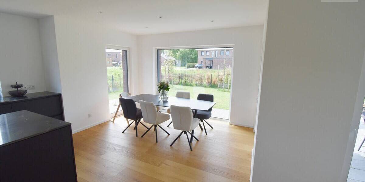 Einfamilienhaus Aurich Extum - 5 Zimmer, 165 m&sup2;, 699.990&euro; | Angebot:26739833