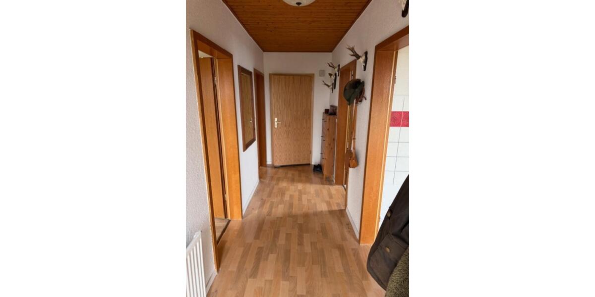Dachgeschoßwohnung Emden Rysumer Landstraße - 2 Zimmer, 67 m&sup2;, 650&euro; | Angebot:25831569