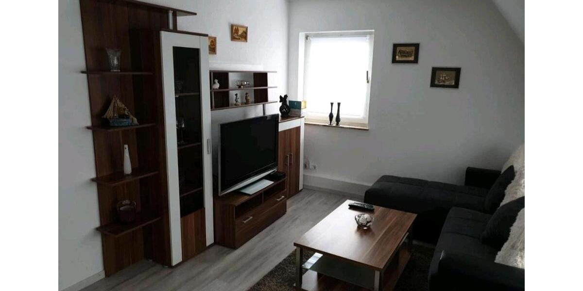 Dachgeschoßwohnung Emden - 2 Zimmer, 40 m&sup2;, 600&euro; | Angebot:25840769