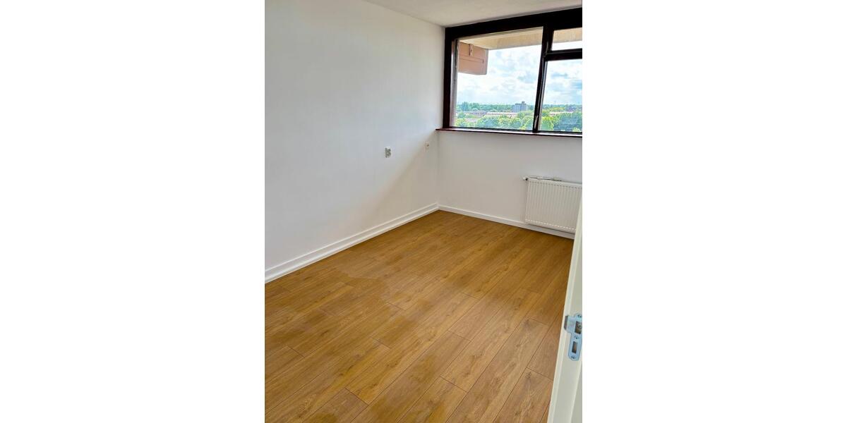 Etagenwohnung Emden - 4 Zimmer, 87 m&sup2;, 600&euro; | Angebot:23437371