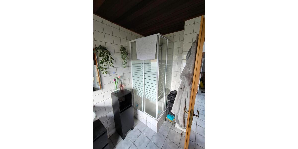 Etagenwohnung Großheide - 3 Zimmer, 75 m&sup2;, 595&euro; | Angebot:26002131