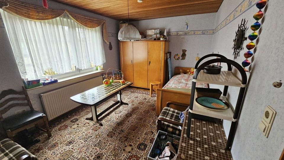 Einfamilienhaus Westoverledingen - 8 Zimmer, 135 m&sup2;, 250.000&euro; | Angebot:25793757