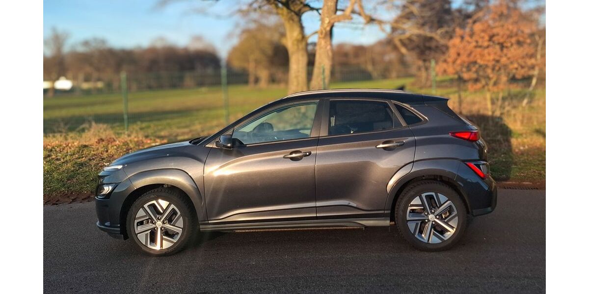 Hyundai KONA Elektro 36.000 km 19.999 &euro; Westoverledingen 26810