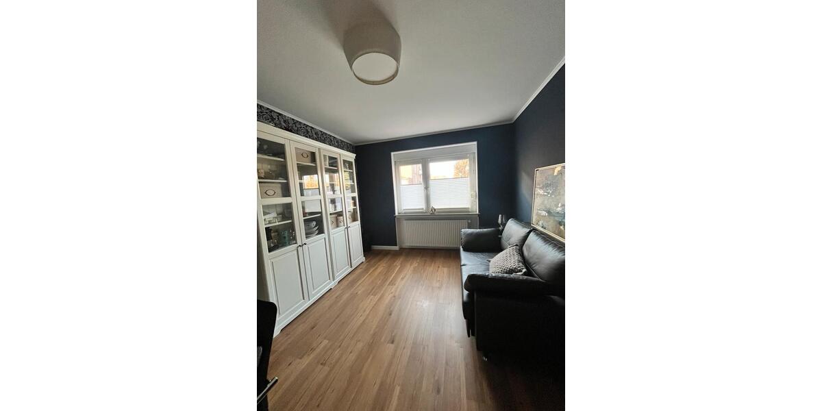 Hochparterre Emden Tholenswehr - 3 Zimmer, 76 m&sup2;, 179.000&euro; | Angebot:25432235