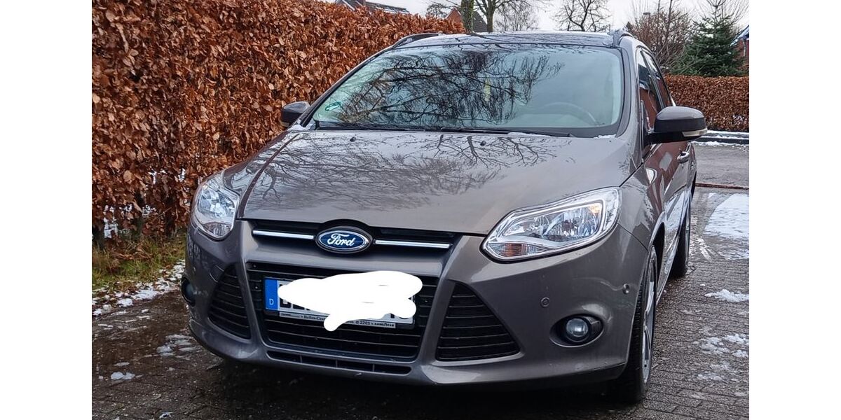 Ford Focus 141.000 km 4.900 &euro; Weener 26826
