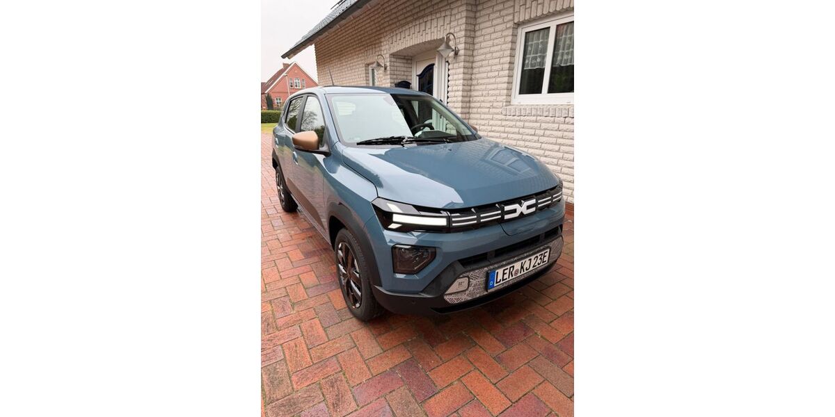 Dacia Spring 1.600 km 17.000 &euro; Weener 26826